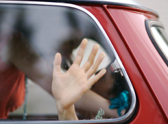 Психически больной парень надругался над школьницей в салоне ВАЗ-2101 