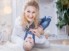 Волгодончанка Екатерина Тоцкая поборется за можжевеловую корону конкурса «Слингомама России-2016»