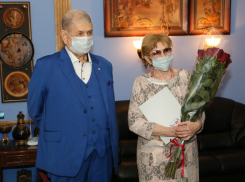 52 года вместе: семью Мурашевых из Волгодонска поздравила замминистра труда и соцразвития области