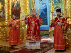 Епископ Волгодонский и Сальский провёл Пасхальное богослужение