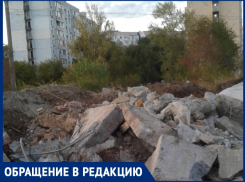 Пожароопасная свалка строительного мусора образовалась на улице Весенней