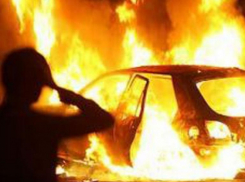 Из-за неисправной проводки в Лагутниках сгорел джип стоимостью несколько миллионов рублей 