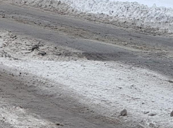 Благоустройство улицы Ростовское шоссе откладывается из-за весеннего снегопада в Волгодонске 