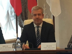 Даже после коррупционного скандала со школьным питанием непотопляемый  Иванов возглавил минтранс Ростовской области