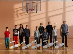 Первоклассник под командованием Ребенка завоевал первое место в соревнованиях на кордовых самолетах 