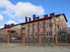 В детском садике «Лазорики» внутри и снаружи здания установили десятки видеокамер