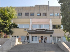 В Константиновской ЦРБ обнаружили врачей-коррупционеров
