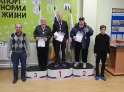 В Волгодонске определили сильнейших шахматистов среди инвалидов и ветеранов по данному спорту