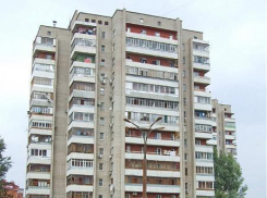 «Дедушке 82 года. Что с него взять?» − ЖЭК смеется над нападками управдома