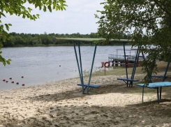 573 тысячи рублей и 150 тонн песка выделят для городского пляжа в Волгодонске