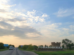 Множество нарушений зафиксировала прокуратура на остановках в станице Романовской