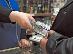 Бар по улице Степная заплатит штраф за продажу спиртного 1 июня