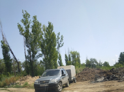 «Есть разрешение»: подрядчик вывозил грунт в охранную зону ТЭЦ-1