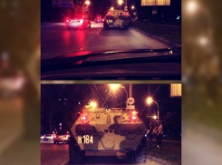 В Волгодонск прибыла бронетехника и авиация из области