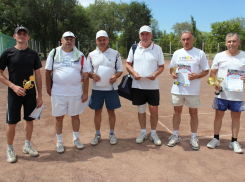 В Волгодонске прошел турнир по теннису 