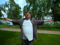 Шикарная дача с прудом и мостом  бывшего директора департамента городского хозяйства Волгодонска Александра Бубна засветилась на всю Россию