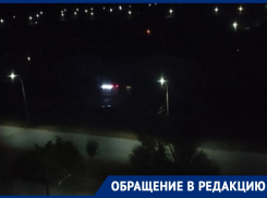 «Бесконечный лай, повсюду кости, собачьи фекалии и помойка»: волгодонец описал один из дворов в новом городе