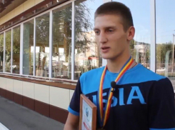 Чемпиона мира Александра Бобырева встретили в Волгодонске аплодисментами и криками «браво» 