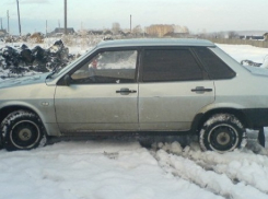 В Дубовском районе нашли угнанную ﻿«девяносто девятую»