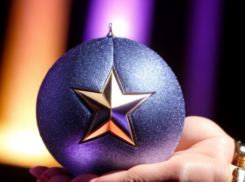 Овны сегодня могут столкнуться с трудностями, Дев ждет легкий день, Весам будет тяжело сдержать эмоции, а Стрельцам будет сопутствовать удача