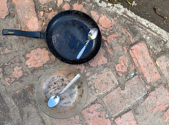 Орловский гурман-наркоман весь день жарил марихуану и ел ее вместо обычной еды 