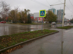 В Волгодонске водитель сбил мужчину на пешеходном переходе и скрылся с места ДТП