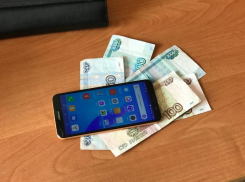 Более 75 тысяч рублей пытался «спасти» житель Волгодонска, но в итоге все равно лишился денег