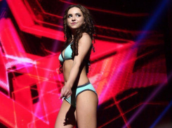 Танец на пилоне и шикарная фигура не помогли волгодончанке выиграть поездку в Испанию и корону конкурса красоты 