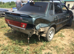 В Волгодонске «Фольксваген» столкнулся с «пятнашкой»