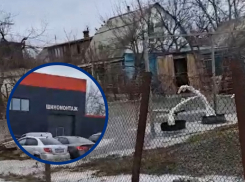 Дачные участки затопило в Волгодонске: их владельцы винят в этом сотрудников «шиномонтажки»