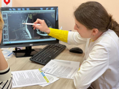 Программа «Доступная медицина» от «Флебомед»: десятки пациентов за год вернули здоровье по полису ОМС