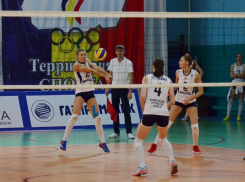 Болеем за наших: волгодонские волейболистки начинают домашние встречи