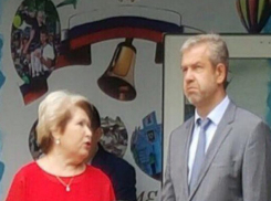 Родители учеников школы № 22 освистали сити-менеджера Волгодонска Иванова