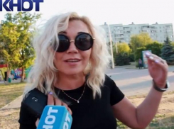 Цвета знаю, а как расположены нет, - волгодонцы попытались вспомнить порядок российского флага