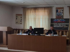 Руководитель донского МВД провел инспекцию Отдела полиции Мартыновского района