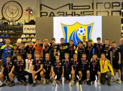 Золотой Триумф: команда ФК «Ростов» (Волгодонск) завоевала звание Чемпиона летнего Первенства Ростова-на-Дону