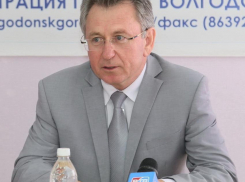 Дорогам и КУИГ я бы поставил «двойку», а спорту и РоАЭС - «пятерку»,  - Виктор Мельников о состоянии Волгодонска