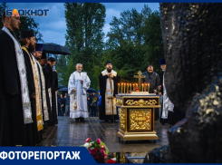 Природа скорбит вместе с Волгодонском: как прошли траурные мероприятия на месте теракта