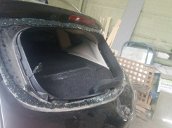 В Волгодонске автомобилисты выясняли отношения с помощью топора и ножей