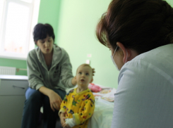 В Волгодонске дети больше не будут лечиться в здании с тараканами и дырами в стенах
