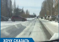 «Товарищи, ну это полный «звездец»: Молодая автомобилистка охарактеризовала состояние дорог в Волгодонске 