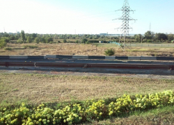 В Волгодонске девятилетняя школьница попала под машину, когда перебегала путепровод