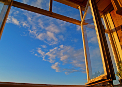 В Волгодонске 54-летний мужчина разбился при падении с 5 этажа