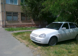 Читатели продолжают тему несанкционированных парковок. Очередное письмо в редакцию