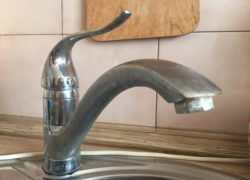 В ночь с 3 на 4 декабря холодную воду отключат в старом городе, Лагутниках и Красном Яре