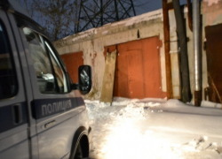 На Крещение волгодонца нашли повешенным в гараже