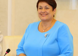 Председатель гордумы Людмила Ткаченко напомнила депутатам о важности планов развития города и страны в рамках «Майского указа Президента» 