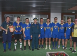 Пожарные Волгодонска лучше всех в области умеют играть в футбол