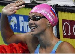 Ефимова победила на дистанции 100 м брассом на этапе Кубка мира по плаванию в Нидерландах