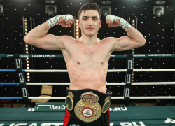 Волгодонец Харитон Агрба завоевал первый чемпионский пояс по боксу 